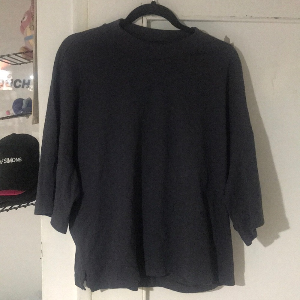 Uniqlo top